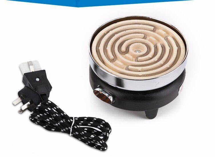 为了直观地让村里老人看懂空气能设备的优势