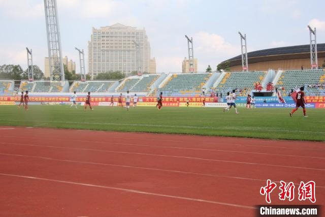 梅州的曾宪梓体育场决赛