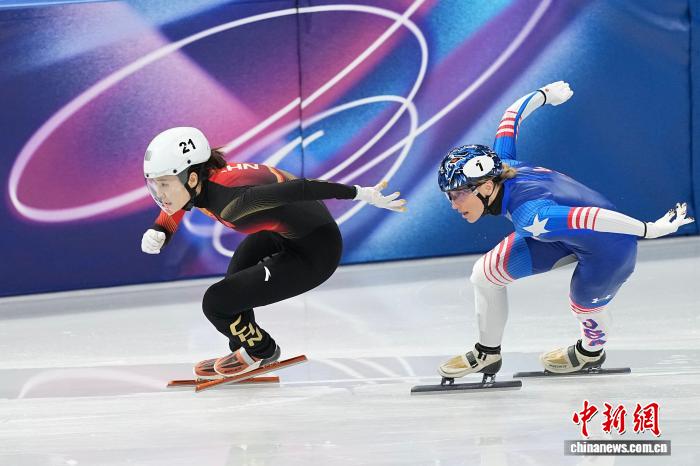 张楚桐米兰冬奥会短道速滑女子500米预赛摘银晋