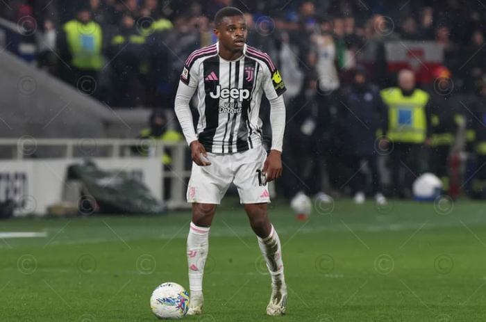 曼联争夺纽卡中场吉马良斯 面临皇马竞争