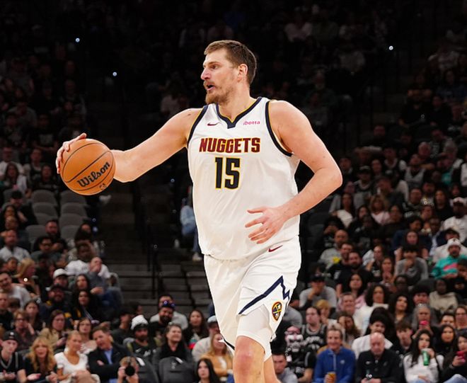 湖人逆转公牛登顶西部第三 雷霆大胜凯尔特人稳